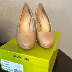 Gianni Bini- nude platform pumps